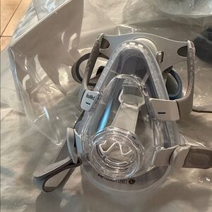 ResMed AirTouch F20 Large L Mask with Headgear NEW